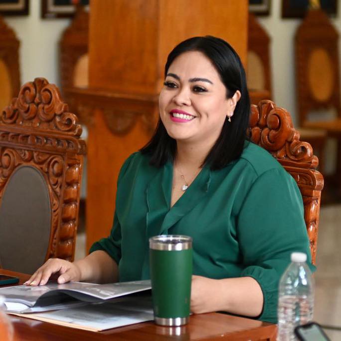 Vania López González suena fuerte en la encuesta interna de Morena-PVEM.