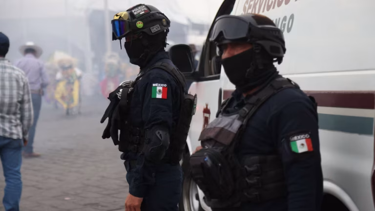 Renuncian policías en Puebla tras asesinato de tres compañeros en emboscada