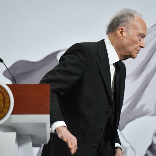 Alejandro Gertz Manero presenta su renuncia como Fiscal General de la República