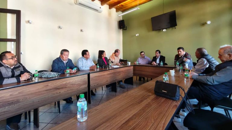 ACOVER y CEAPP refuerzan coordinación en apoyo al gremio periodístico