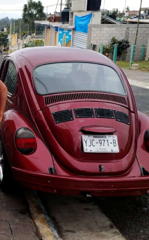 Roban automóvil en pleno centro de Coscomatepec.